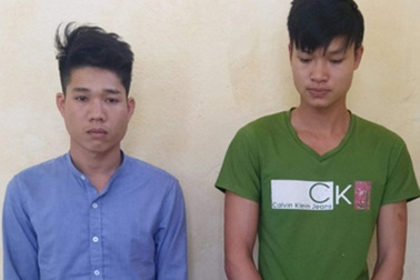 Hai nhóm thanh niên mâu thuẫn, 1 người bị chém đứt lìa bàn tay