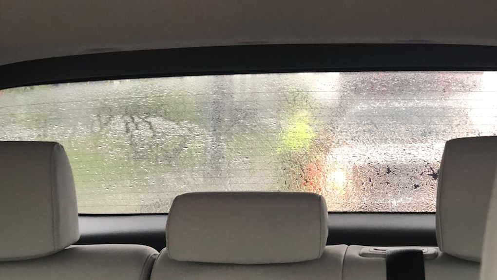 Mẫu xe điện ngôi sao của Hyundai bất ngờ thiếu một trang bị cơ bản - 2 Mẫu xe điện ngôi sao của Hyundai bất ngờ thiếu một trang bị cơ bản - 2