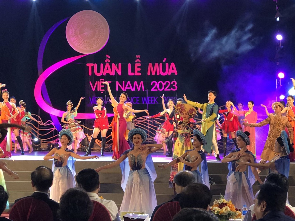Nghệ sĩ Nhật, Thụy Điển tham gia Tuần lễ Múa Việt Nam 2024 - 1 Nghệ sĩ Nhật, Thụy Điển tham gia Tuần lễ Múa Việt Nam 2024 - 1