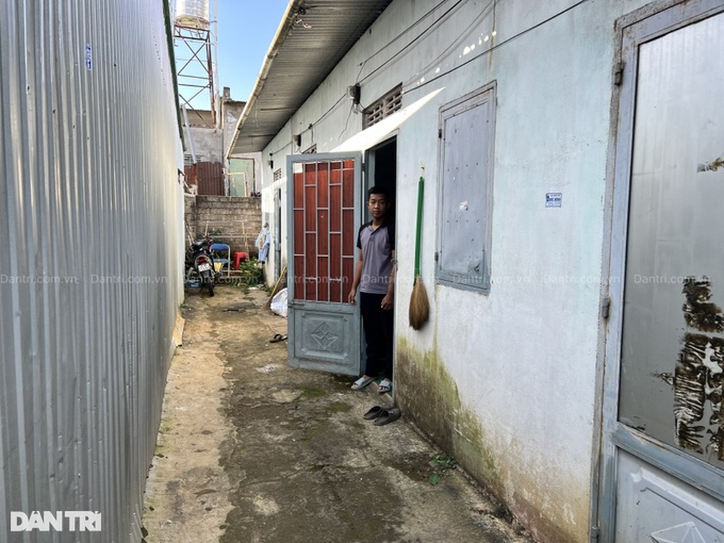 Chồng đột quỵ qua đời khi cố gắng làm việc kiếm tiền chữa bệnh cho vợ con - 2 Chồng đột quỵ qua đời khi cố gắng làm việc kiếm tiền chữa bệnh cho vợ con - 2