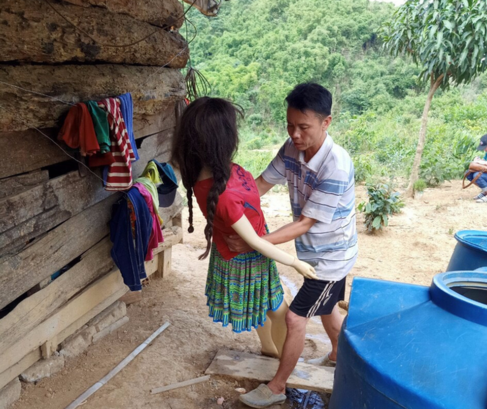 Báo động tình trạng xâm hại tình dục trẻ em tại vùng núi - 2 Báo động tình trạng xâm hại tình dục trẻ em tại vùng núi - 2