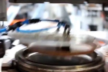 Một công ty Ba Lan chế tạo đĩa có thể ăn được