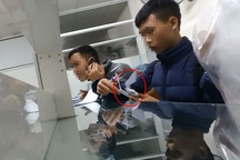 Nườm nượp cảnh kẹp tiền, đưa - nhận tại Hải quan Hải Phòng