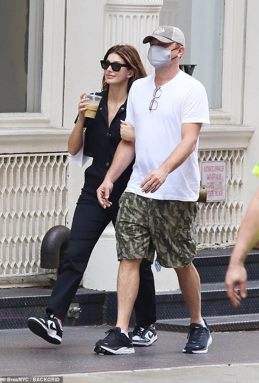 Leonardo DiCaprio - Camila và những cặp đôi chênh nhau hàng chục tuổi - 3 Leonardo DiCaprio - Camila và những cặp đôi chênh nhau hàng chục tuổi - 3