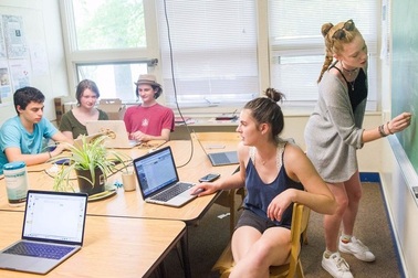 Hai ngôi trường “độc nhất vô nhị” trên thế giới