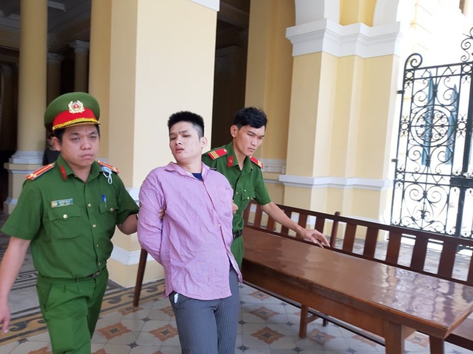 Nuốt nỗi đau, xin tha chết cho kẻ giết con mình - 1 Nuốt nỗi đau, xin tha chết cho kẻ giết con mình - 1