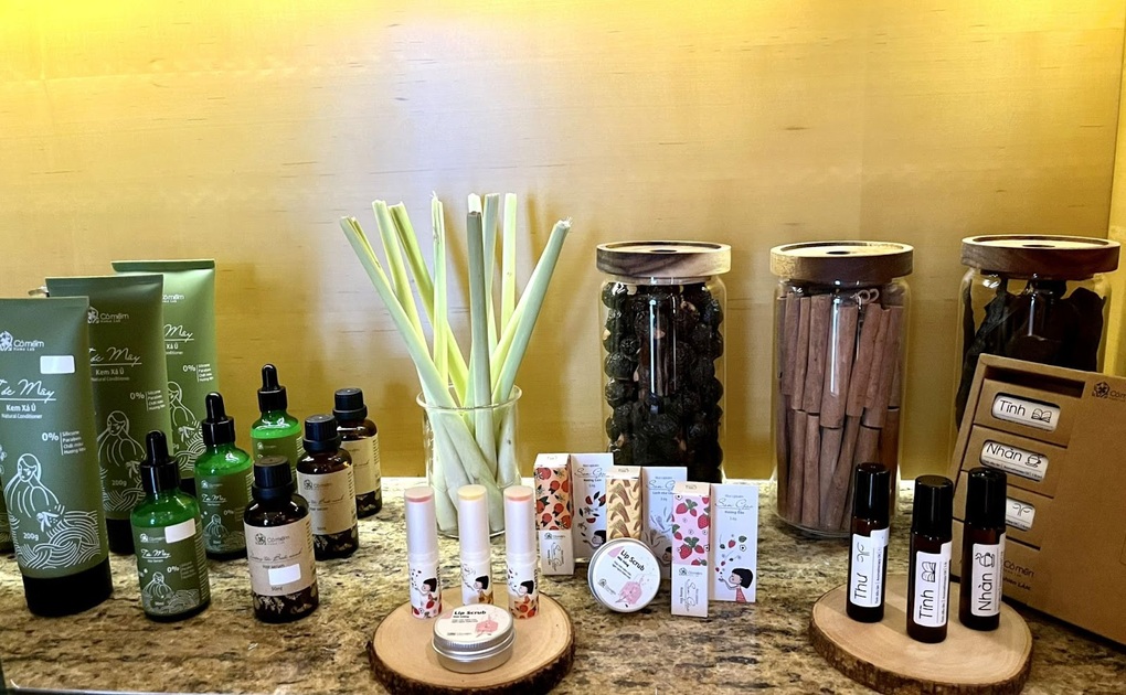 Cách Cỏ Mềm chinh phục doanh nghiệp trong và ngoài nước - 1 Cách Cỏ Mềm chinh phục doanh nghiệp trong và ngoài nước - 1