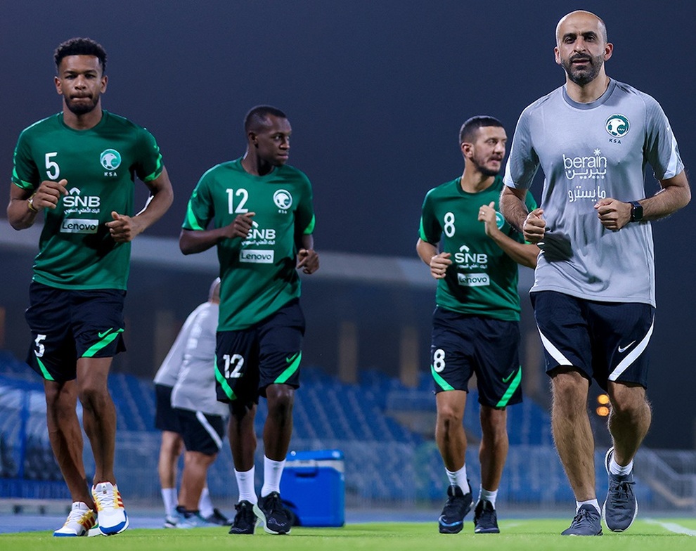 Đội tuyển Saudi Arabia vượt Hàn Quốc, chỉ kém Nhật Bản về truyền thống - 1 Đội tuyển Saudi Arabia vượt Hàn Quốc, chỉ kém Nhật Bản về truyền thống - 1