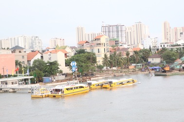 TPHCM: Xe buýt không được chở quá 20 người