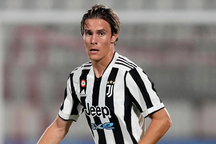 Tuyển thủ Italy bị dọa đánh gãy chân, nợ nần chồng chất vì cá độ