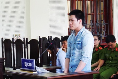 Chiếc ví “tố cáo” kẻ giết người, hiếp dâm