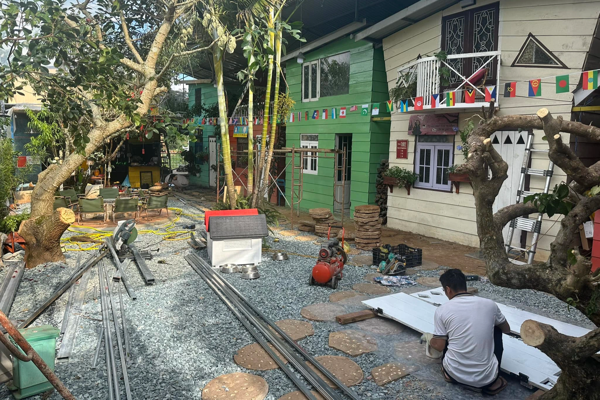 Disillusioned with getting rich, homestay owner in Da Lat regrets losing his income of 120 million VND/month - 4 Vỡ mộng làm giàu, chủ homestay ở Đà Lạt tiếc thời thu 120 triệu đồng/tháng - 4