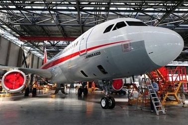 Chùm ảnh: Chiêm ngưỡng máy bay Airbus "made in China" đầu tiên