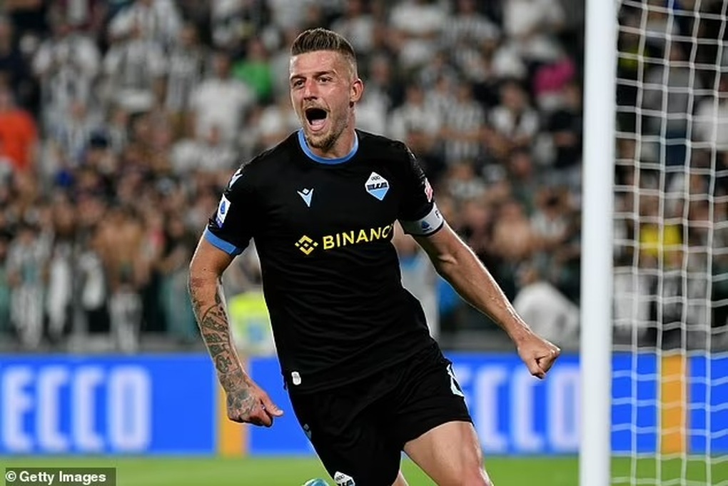 Bực tức với De Jong, Man Utd chuyển hướng tới ngôi sao của Lazio - 2 Bực tức với De Jong, Man Utd chuyển hướng tới ngôi sao của Lazio - 2