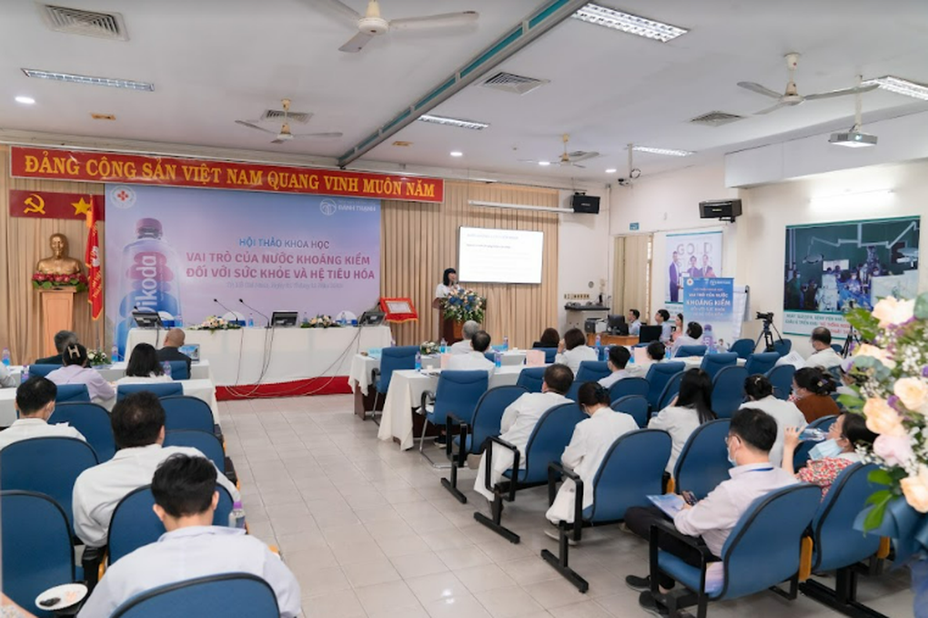 Nâng cao sức khỏe hệ tiêu hóa với nước khoáng kiềm thiên nhiên - 3 Nâng cao sức khỏe hệ tiêu hóa với nước khoáng kiềm thiên nhiên - 3