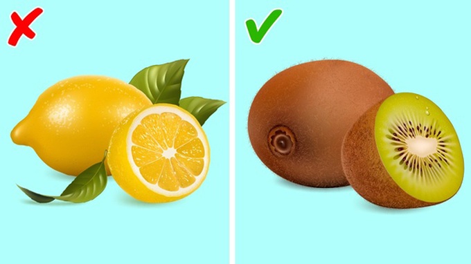 Ăn kiwi Một số nghiên cứu cho thấy rằng, tiêu thụ 2 trái kiwi trong 1 giờ trước khi đi ngủ trong suốt một tháng sẽ giúp bạn ngủ thiếp đi nhanh và ngon hơn. Đó là do lượng vitamin E và C trong kiwi điều chỉnh các kết nối thần kinh trong não có trách nhiệm cho chu kỳ ngủ khỏe mạnh và sản xuất serotonin.