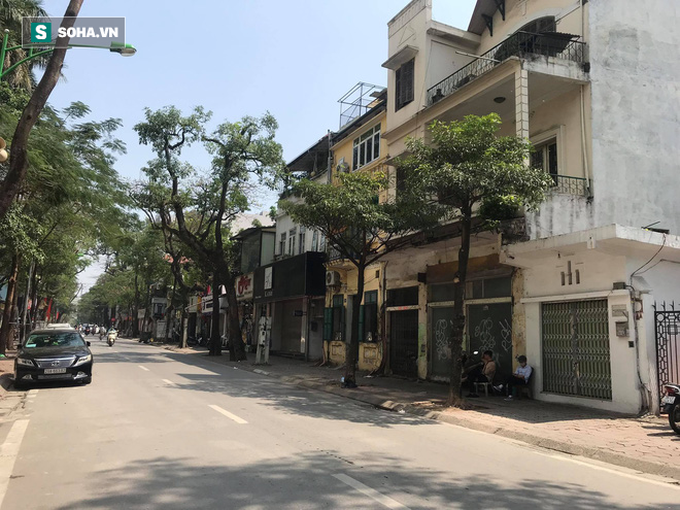 Người cho thuê mặt bằng kinh doanh “điêu đứng” vì dịch Covid-19 - Ảnh 10. Người cho thuê mặt bằng kinh doanh “điêu đứng” vì dịch Covid-19 - Ảnh 10.