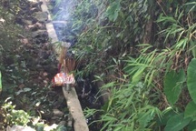 Công an điều tra vụ sản phụ sinh con xong bỏ rơi bé ở cống thoát nước