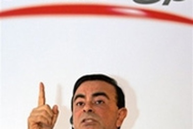 Nissan tuyên bố tăng giá xe