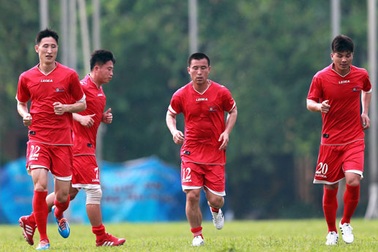 Chờ HLV Miura giải mã đội bóng bí ẩn nhất thế giới