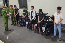 Thanh niên nẹt pô trên đường, bị nhóm người dọa đánh, cướp luôn xe