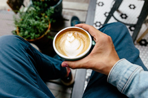 Ngưng uống cà phê ngay nếu có 7 dấu hiệu này