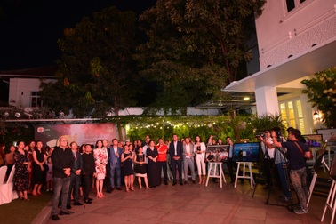 Hàng trăm ngàn lượt công dân Việt Nam đi Nam Phi được hỗ trợ thủ tục từ năm 2009