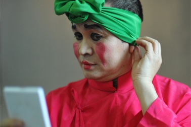 Xuân Hinh “tung hoành” với các trích đoạn hề chèo cổ