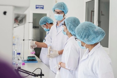 Lao động qua đào tạo tăng mạnh mà năng suất chậm cải thiện