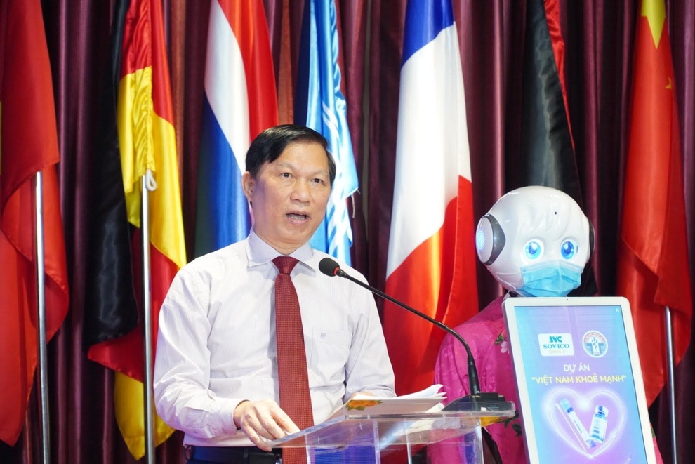 Cục Công nghệ thông tin nhận 2 phần mềm chuyển đổi số hiện đại để chống dịch Covid-19 - 1 Cục Công nghệ thông tin nhận 2 phần mềm chuyển đổi số hiện đại để chống dịch Covid-19 - 1