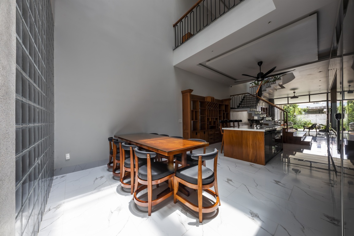 Độc đáo ngôi nhà 150m2 có mái biết chuyển động, gia chủ ngắm trọn bầu trời - 6 Độc đáo ngôi nhà 150m2 có mái biết chuyển động, gia chủ ngắm trọn bầu trời - 6