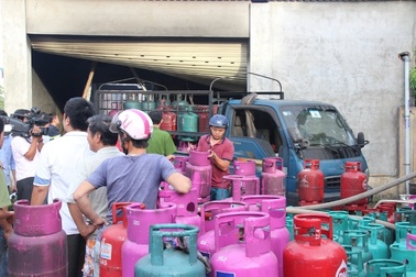 Vụ nổ kho gas: Doanh nghiệp từng sang chiết gas trái phép
