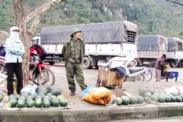 Dưa hấu dồn ứ ở Tân Thanh: Đề nghị Trung Quốc mở thêm cửa khẩu
