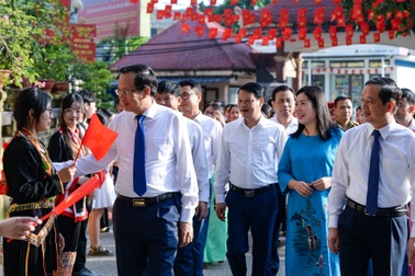 "Học sinh Trường PTVC Việt Bắc phải coi việc học là nhiệm vụ hàng đầu"