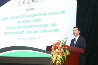 Người tiêu dùng trong nước phải được dùng hàng Việt Nam chất lượng cao