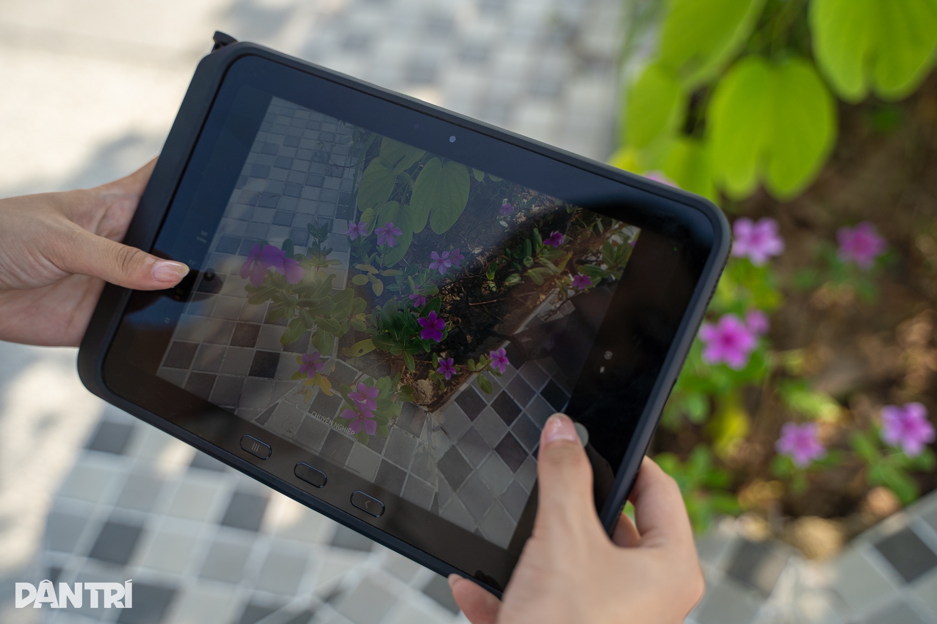 Đánh giá Galaxy Tab Active 5 Pro: Độ bền quân đội, hiệu năng ra sao? - 9 Đánh giá Galaxy Tab Active 5 Pro: Độ bền quân đội, hiệu năng ra sao? - 9