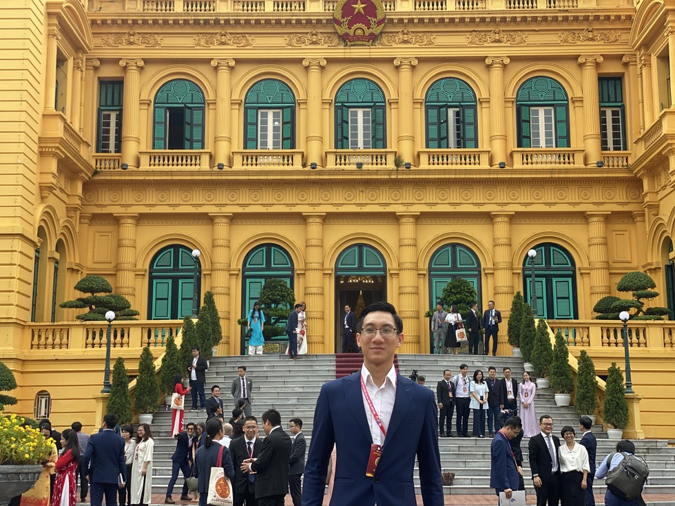 Thành tựu xuất sắc của các anh tài trong khối trí thức trẻ diễu hành A80 - 21