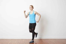 Giãn cách xã hội: Vận động tại nhà nhiều hơn để giảm nguy cơ ung thư