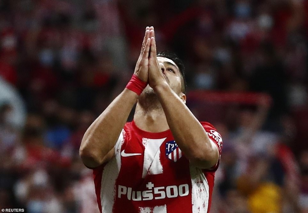 Luis Suarez ghi bàn, Atletico đẩy Barcelona vào khủng hoảng - 3 Luis Suarez ghi bàn, Atletico đẩy Barcelona vào khủng hoảng - 3