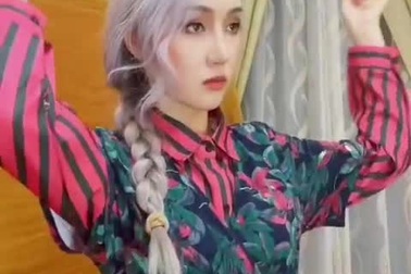 Hot TikToker với phong cách lên đồ "chất như nước cất"