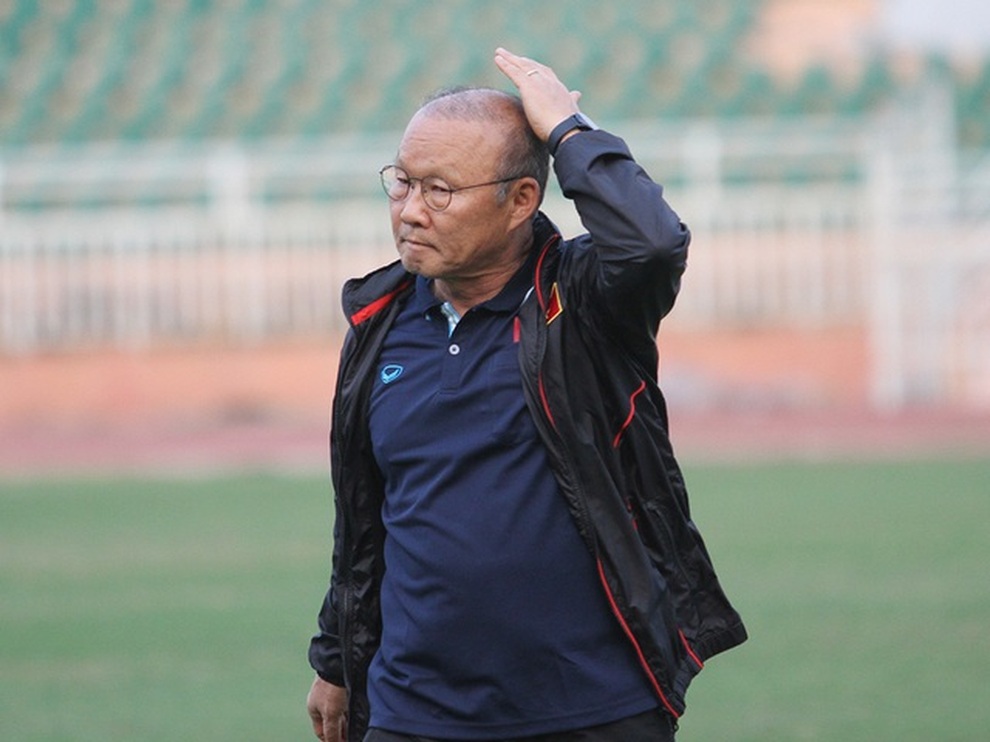 Trong phòng cách ly, HLV Park Hang Seo đau đầu về đội tuyển Việt Nam - 2 Trong phòng cách ly, HLV Park Hang Seo đau đầu về đội tuyển Việt Nam - 2