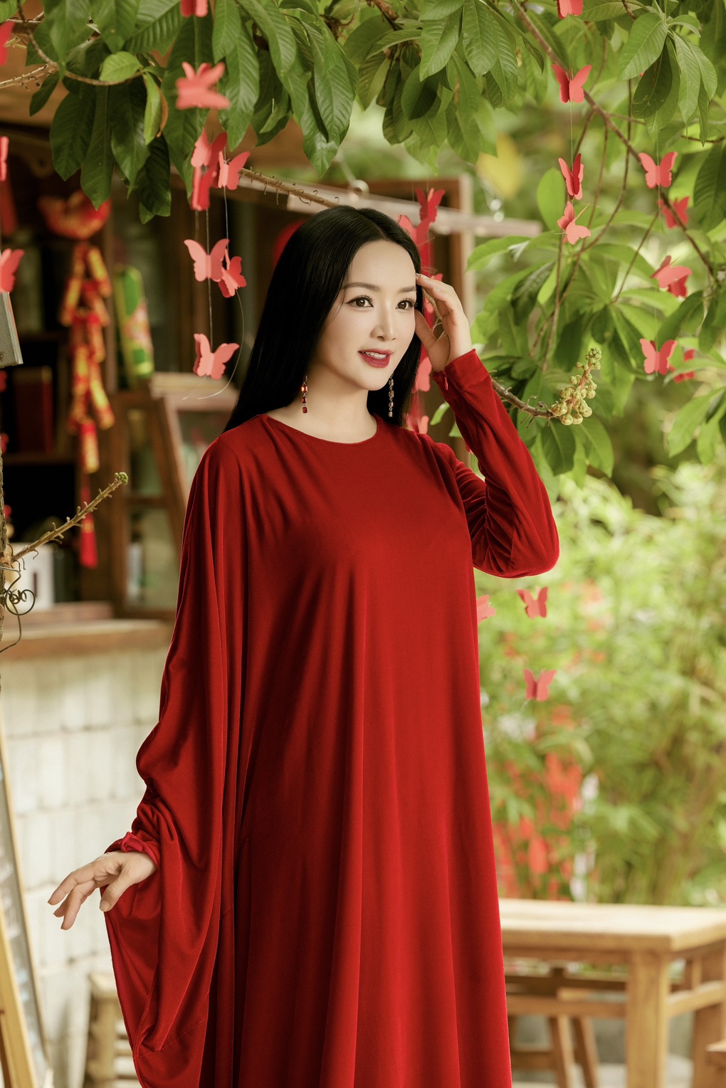 Hoa hậu Đền Hùng Giáng My trẻ trung tuổi 53, diện đồ đôi cùng mẹ ruột - 10