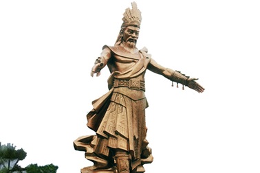 Trưng bày, lấy ý kiến nhân dân về mẫu tượng đài Hùng Vương