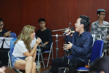 Tùng Dương, Ngọc Anh 3A tập luyện ăn ý