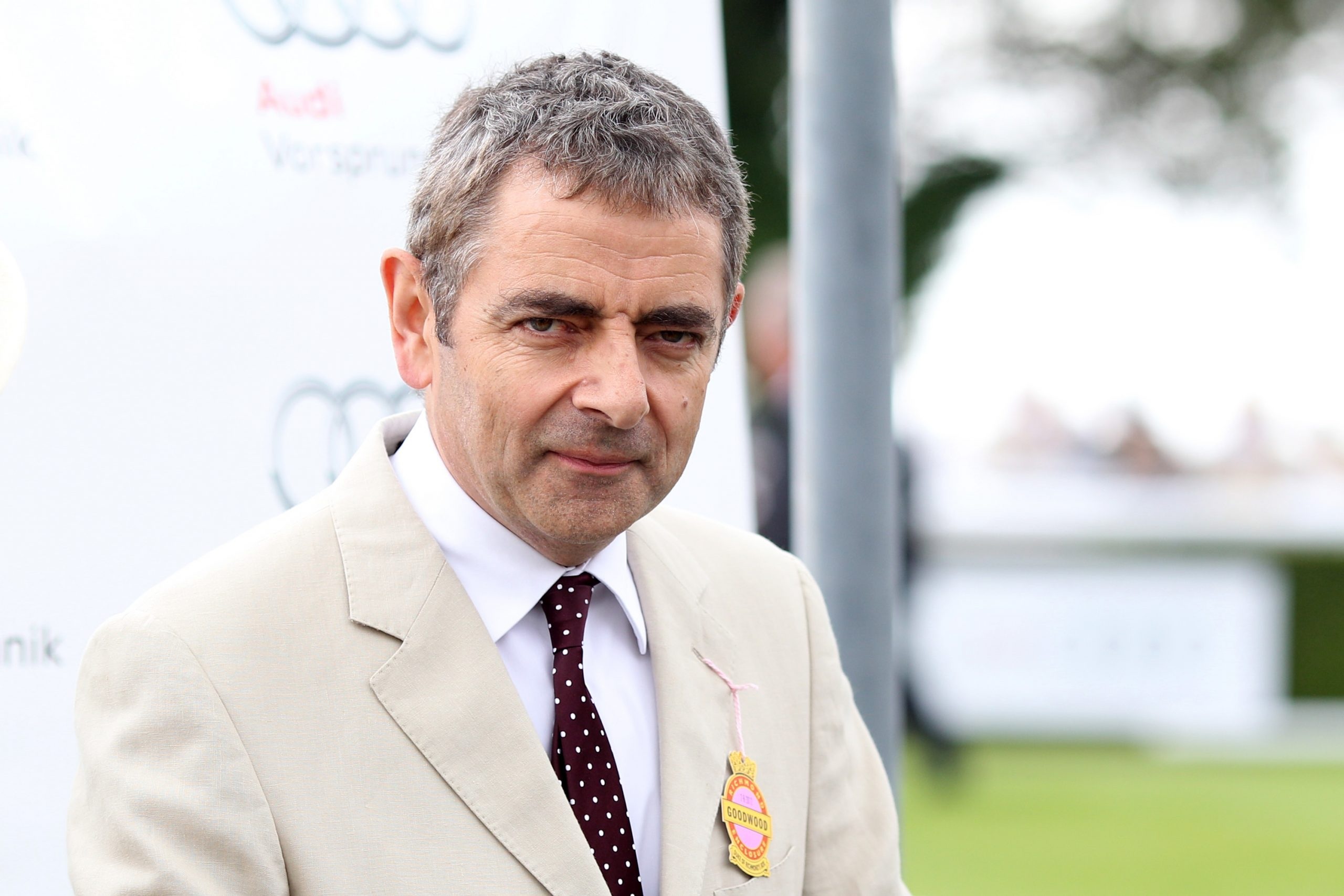 Rowan Atkinson kiệt sức vì đóng Mr Bean - 6 Rowan Atkinson kiệt sức vì đóng Mr Bean - 6