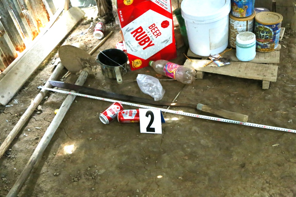 Hai người tử vong trong vụ án mạng, nghi hung thủ tự thiêu - 3 Hai người tử vong trong vụ án mạng, nghi hung thủ tự thiêu - 3