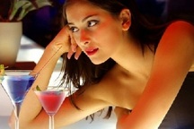 Bi kịch của gái xinh ôm mộng đổi đời bằng "vốn tự có"