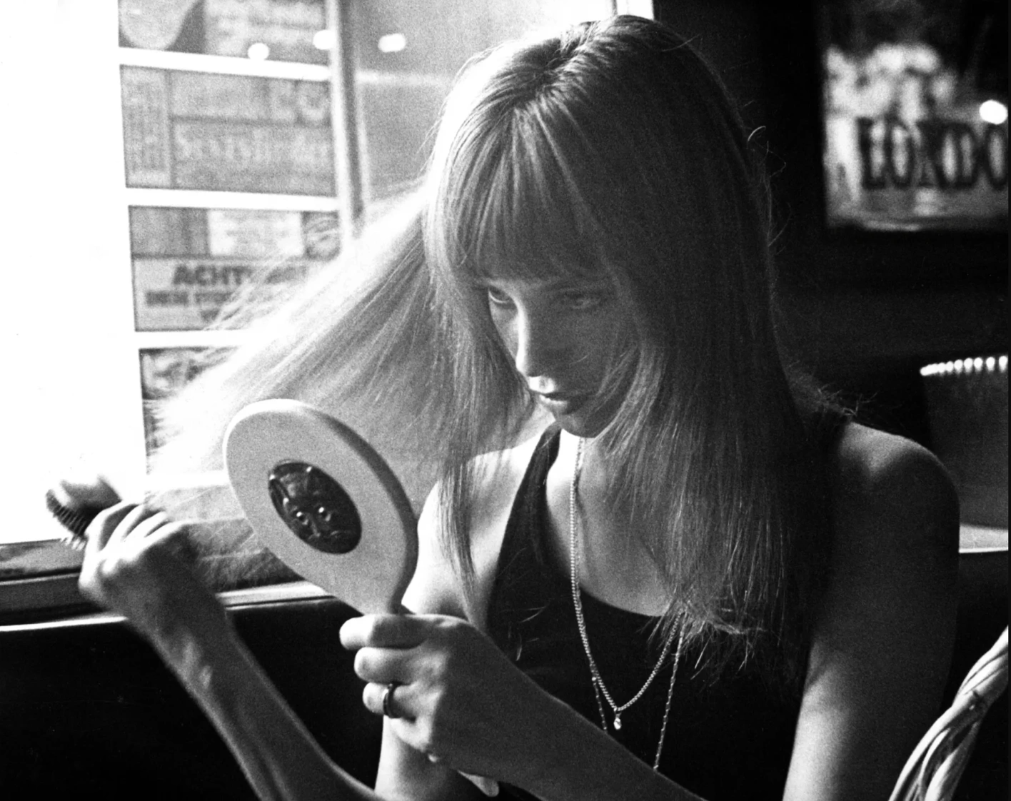 Jane Birkin - biểu tượng thời trang gắn với chiếc túi Hermès ai cũng ao ước - 2 Jane Birkin - biểu tượng thời trang gắn với chiếc túi Hermès ai cũng ao ước - 2