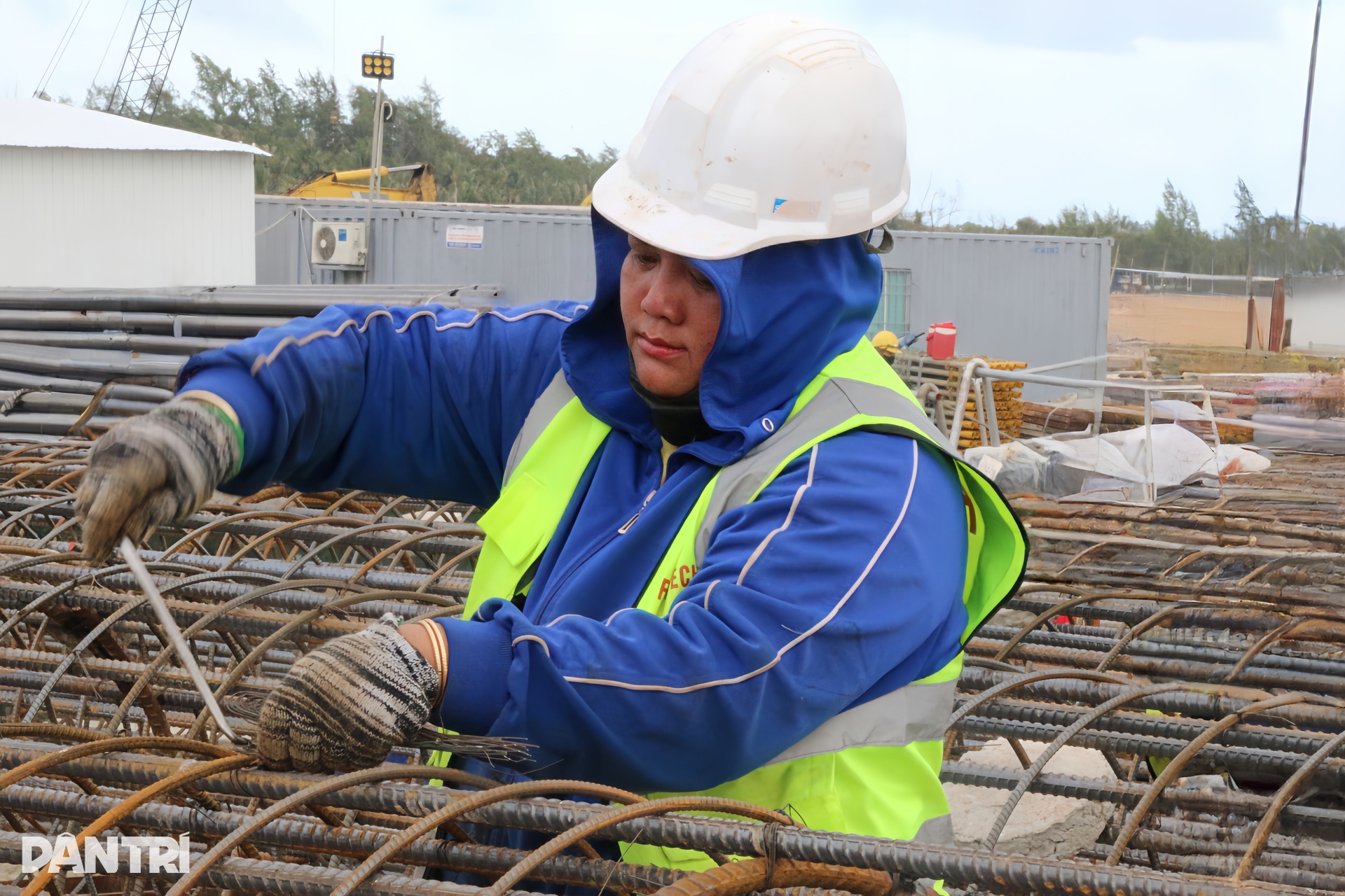 Bứt tốc thi công siêu dự án trung tâm hội nghị APEC ở Phú Quốc - 3 Bứt tốc thi công siêu dự án trung tâm hội nghị APEC ở Phú Quốc - 3