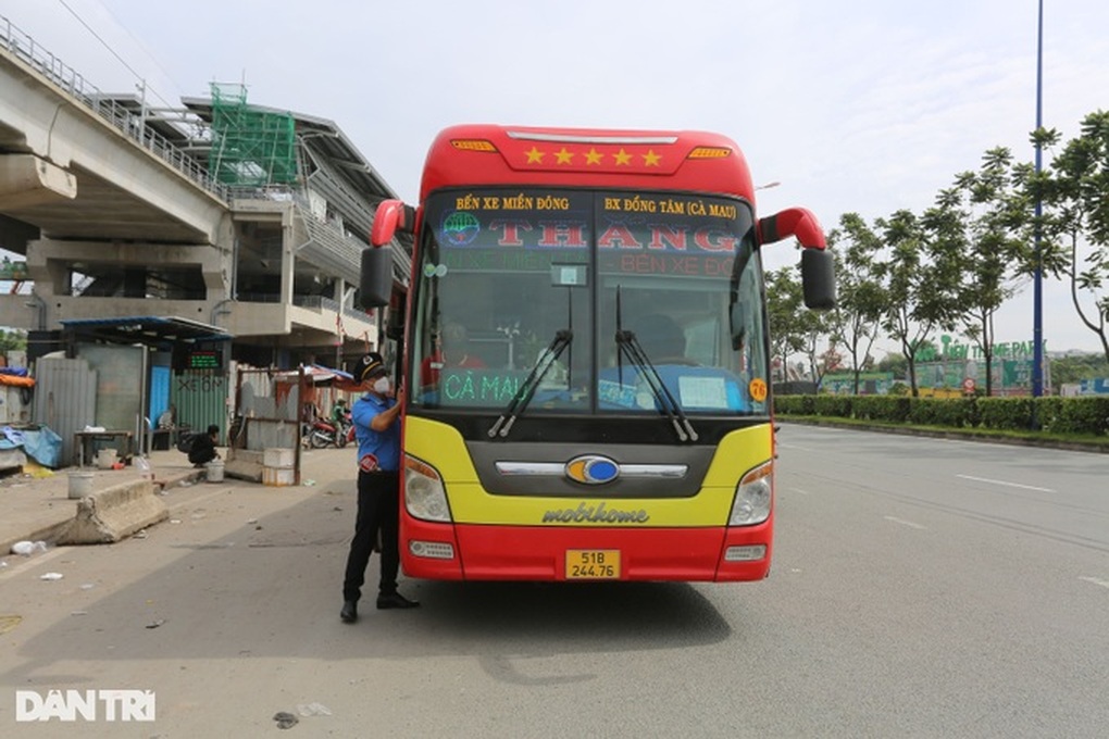 TPHCM triển khai hướng dẫn của Bộ GTVT về xử lý xe dù, bến cóc - 1 TPHCM triển khai hướng dẫn của Bộ GTVT về xử lý xe dù, bến cóc - 1